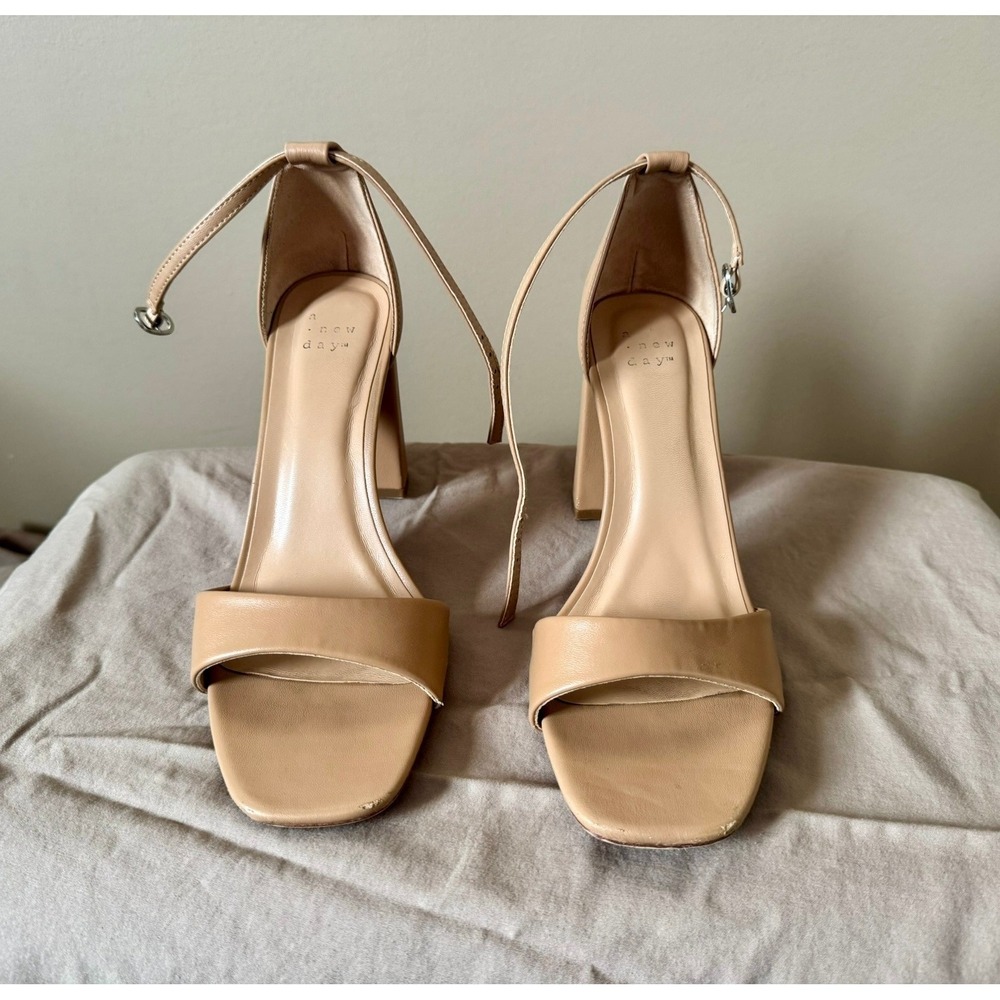 A New Day Women Beige Square Toe Block Heel Ankle Strap Sandals Size 8.5